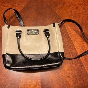 Kate Spade medium bag- used twice. No wearing marks- mint condition.